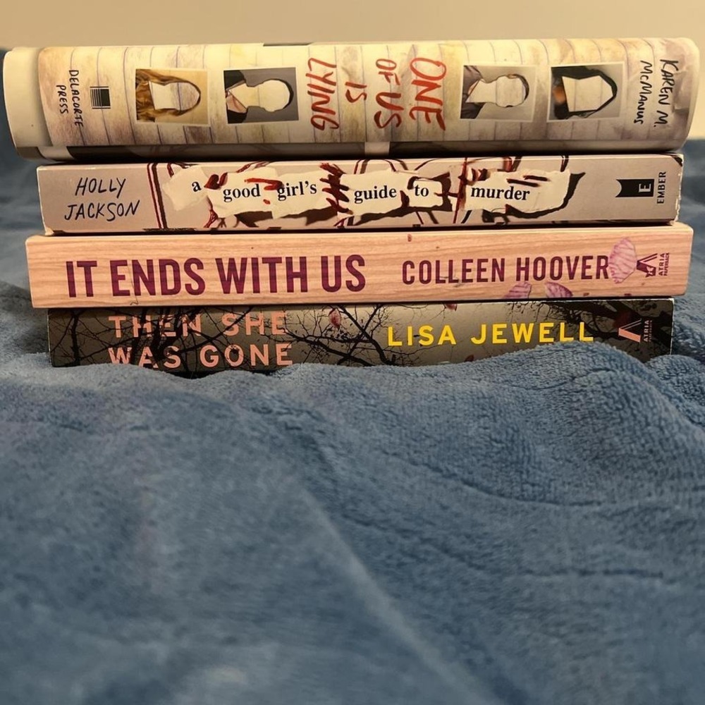 Bundle of 4 books!!!!